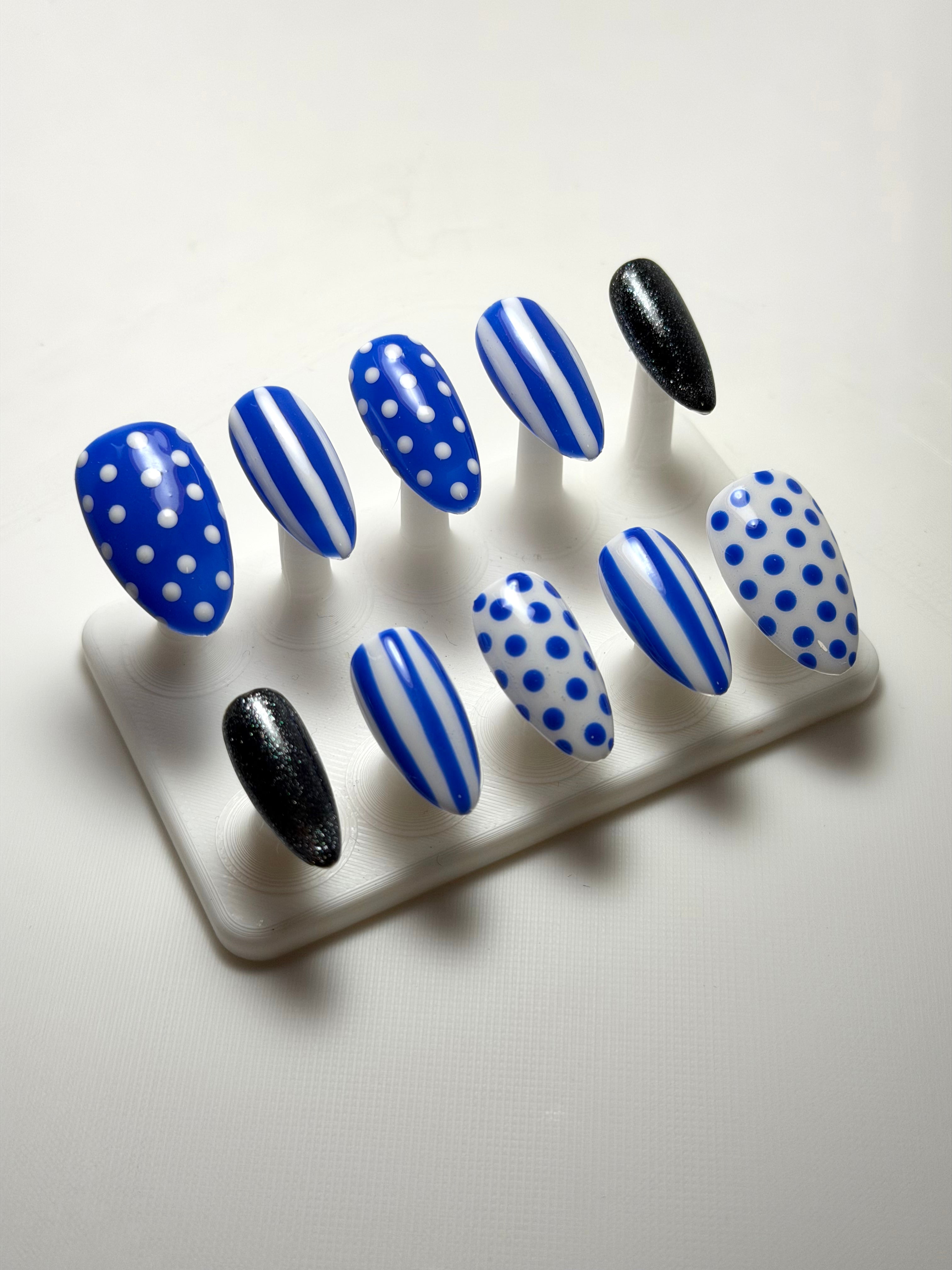 Dots Versus Stripes